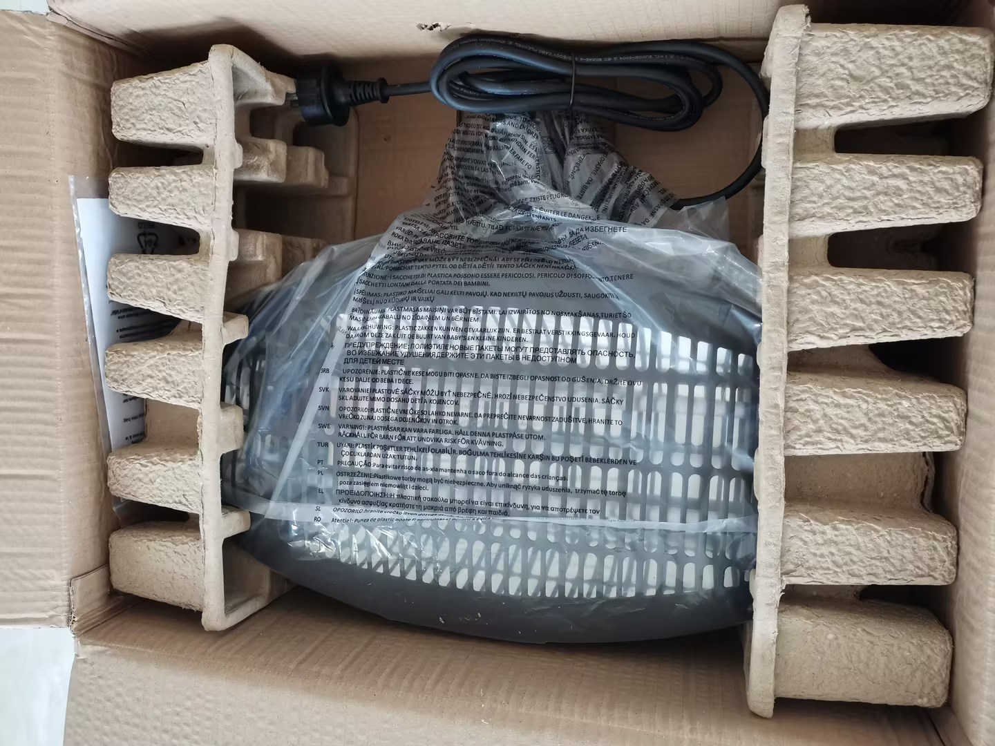 1500W Ceiling Electric Heater with Remote, Hanging Outdoor Heater with IP55 Waterproof 3 Heat Settings detail