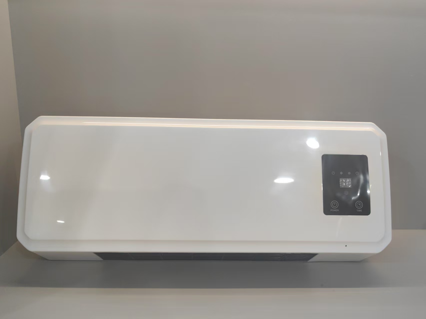 Wall-mounted Electric Heater Energy Saving Air Conditioning Electric Heater PTC Instant Heating Room Heater detail