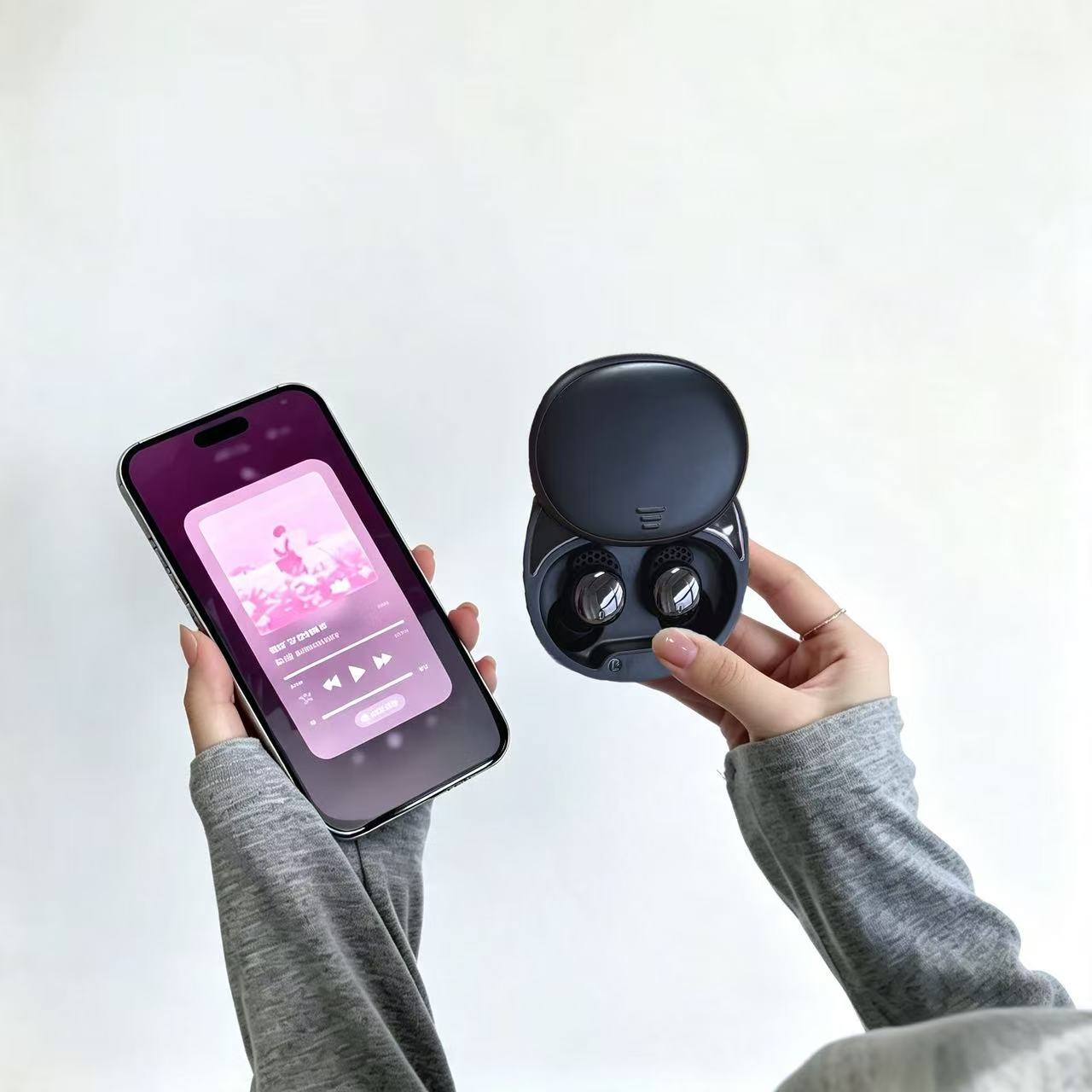 Hot-Selling Lightweight Wireless Earphones: Fashionable & Durable for Daily Use product view