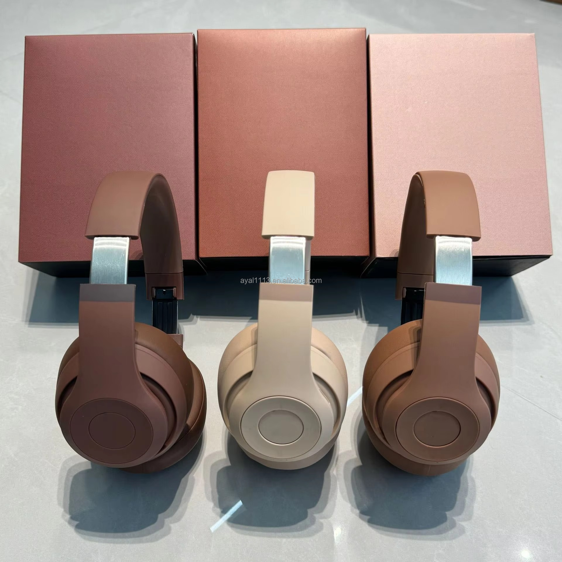 Hot Studio Pro On-Ear & Over-Ear for Gaming Headphones Wireless Noise Cancelling Earphones with Mounting Feature Studio4 Headset detail