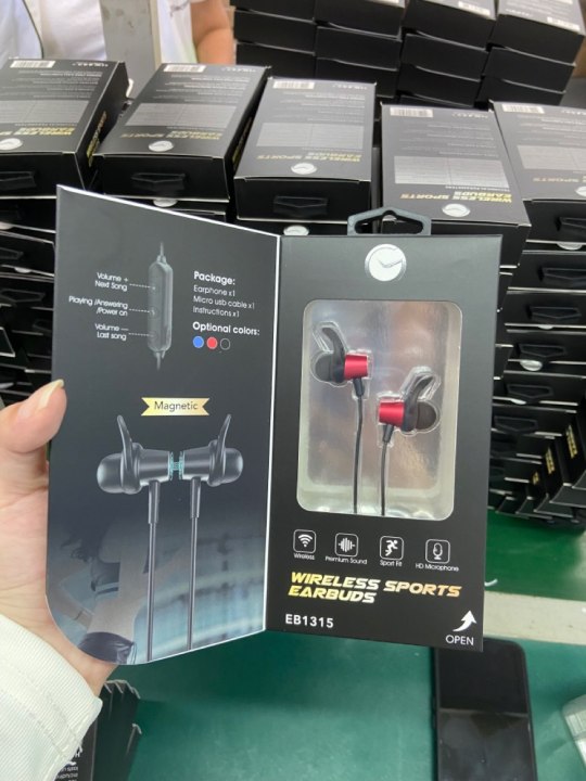 Neckband Mini Wireless Earbuds Magnetic Connection Earphone Wireless Sports Headphones detail