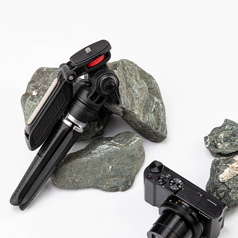 Goocong OEM Professional Universal Fluid Head Stable Smartphone Camera Tripod Stand product view