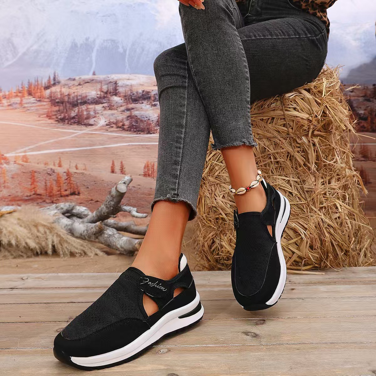 QF1 Casual Sporty Shoes Anti Slip Thick Sole Women's Comfortable and Breathable New Fashion Flying Weaved Wedge Mesh Shoes detail