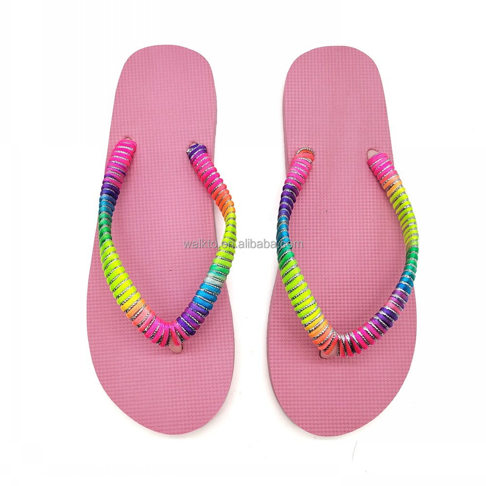 Custom Light Weight Casual Fashion Comfortable Colorful Strap Indoor Summer Flip Flop Slipper for Woman detail