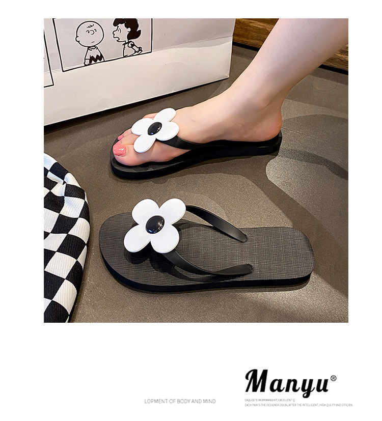 Custom Women's Floral Flip Flops for Summer Light PVC Slides with Flat Soft and Printed Design for Beach Outdoors detail