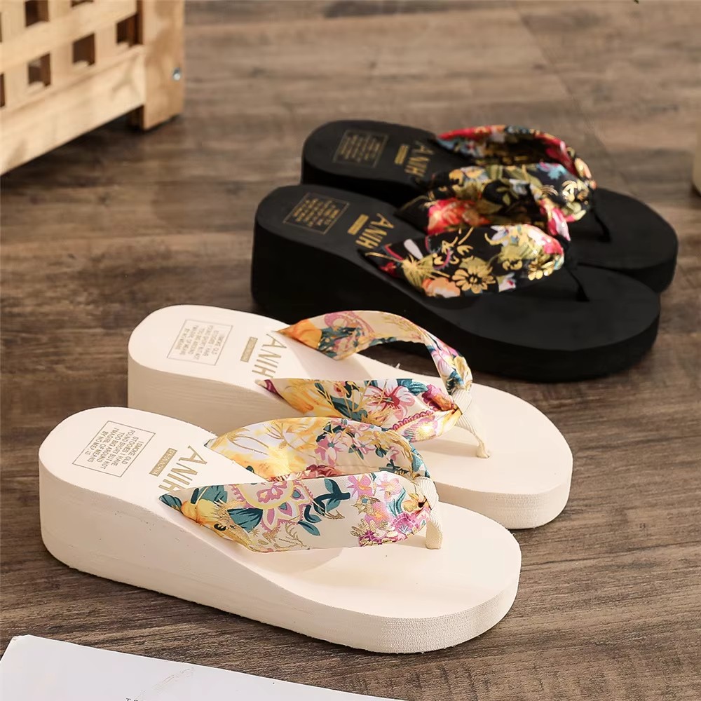 2026Summer Women Shoes Sandals Casual Beach Women's slippers Wholesale Flip-flops detail