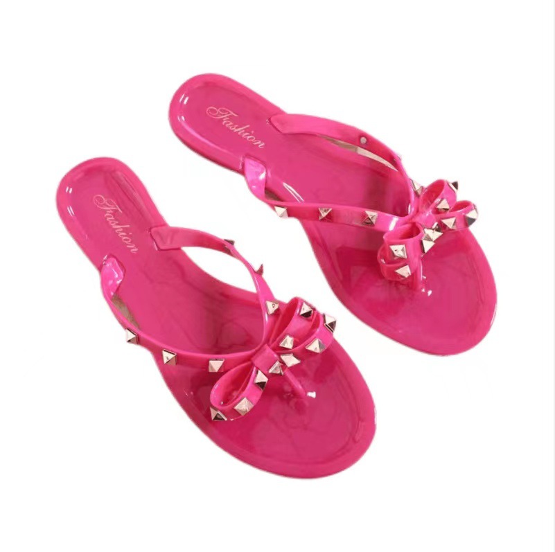 European New Style Platform Transparent Slip-On Fashion Trend Flip-Flops Round Toe for Summer Outdoor Use Jelly Sandals Women product view