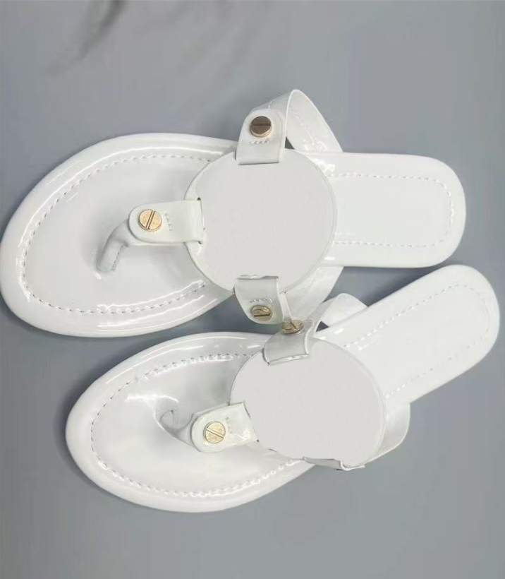 2026 New Women's Leather Beach Sandals & Flip Flops Non-Slip Home for detail