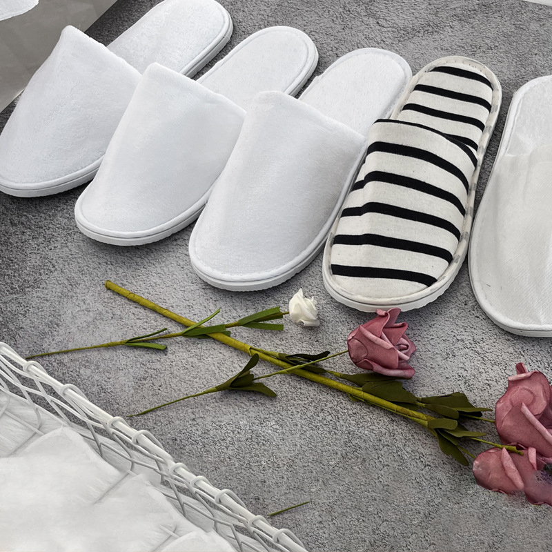 Wholesale Light Weight SPA Customization logo Cheap Comfortable High Quality Hotel Bathroom slippers for Women product view