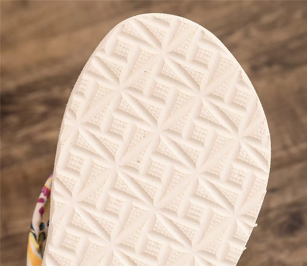 2026Summer Women Shoes Sandals Casual Beach Women's slippers Wholesale Flip-flops detail