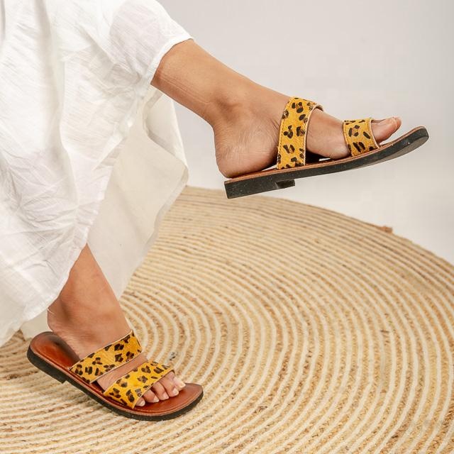 Women's Stylish Flat Flip Flop Slipper Real Leather Ankle Length Sandal with Pointed Toe Unique Styling detail