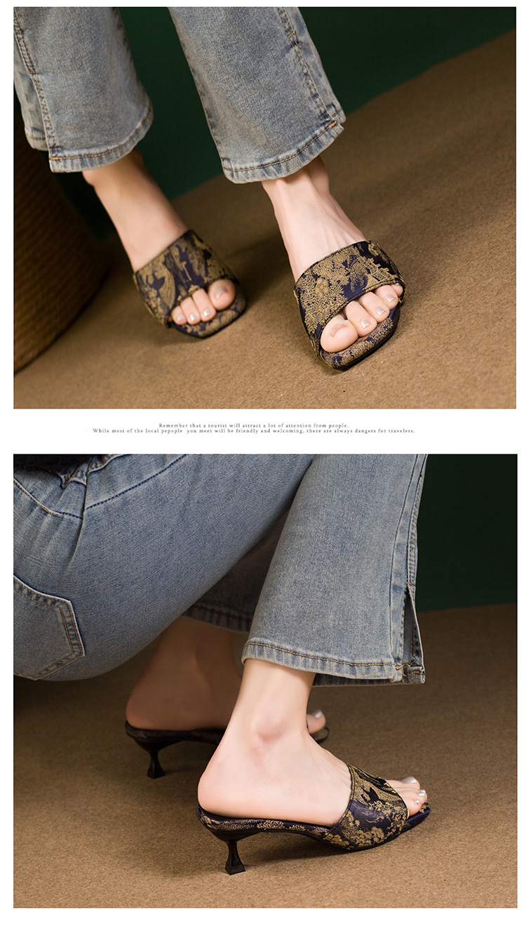 ashion Summer Sandals and Slippers Outdoor Wear Fashion Womens Shoes Thin Heel Wholesale 2025 Printed National Style New916 detail