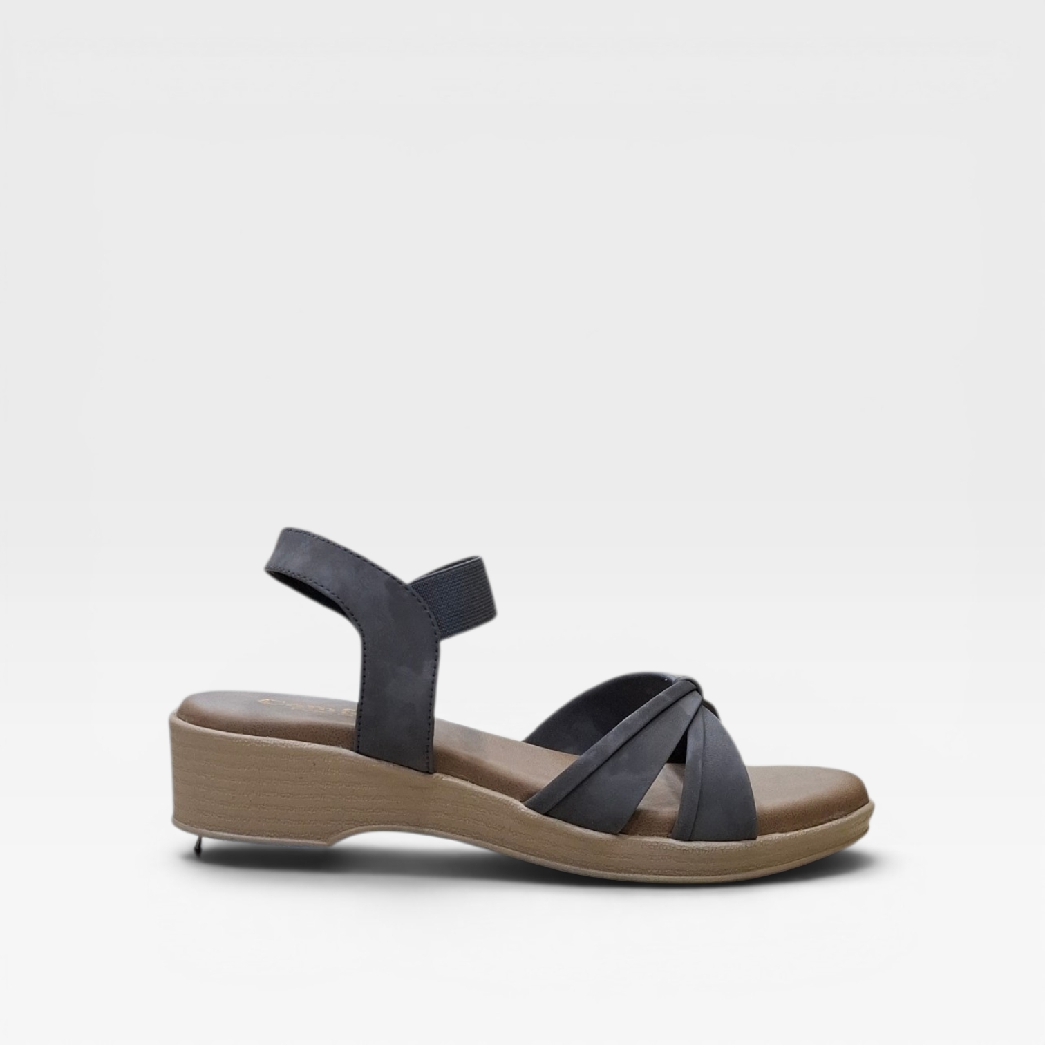 Stylish Womens Grey Flat Sandals Comfortable Casual Open Toe Fashion Footwear for Daily Outdoor Party Wear detail