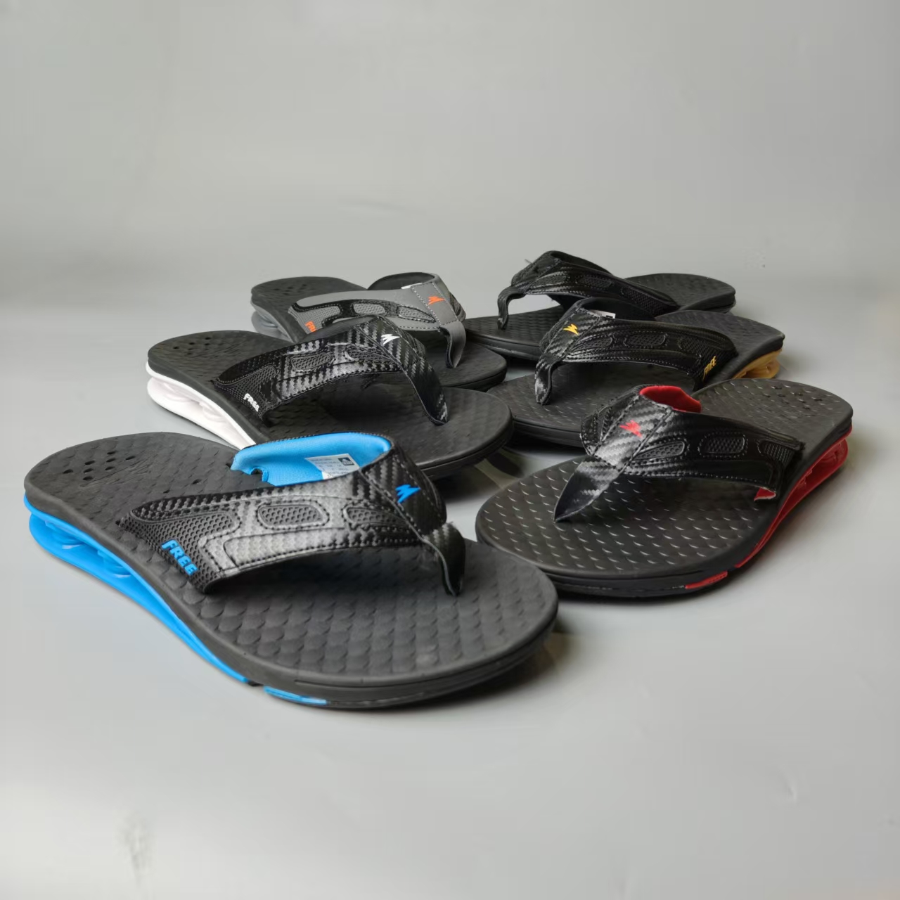 PU Carbon Fiber Pattern 2025 New Fashion Trend Outdoor Vacation Non-Slip Breathable Thick-Soled Bottle Opener Beach Flip-Flops detail