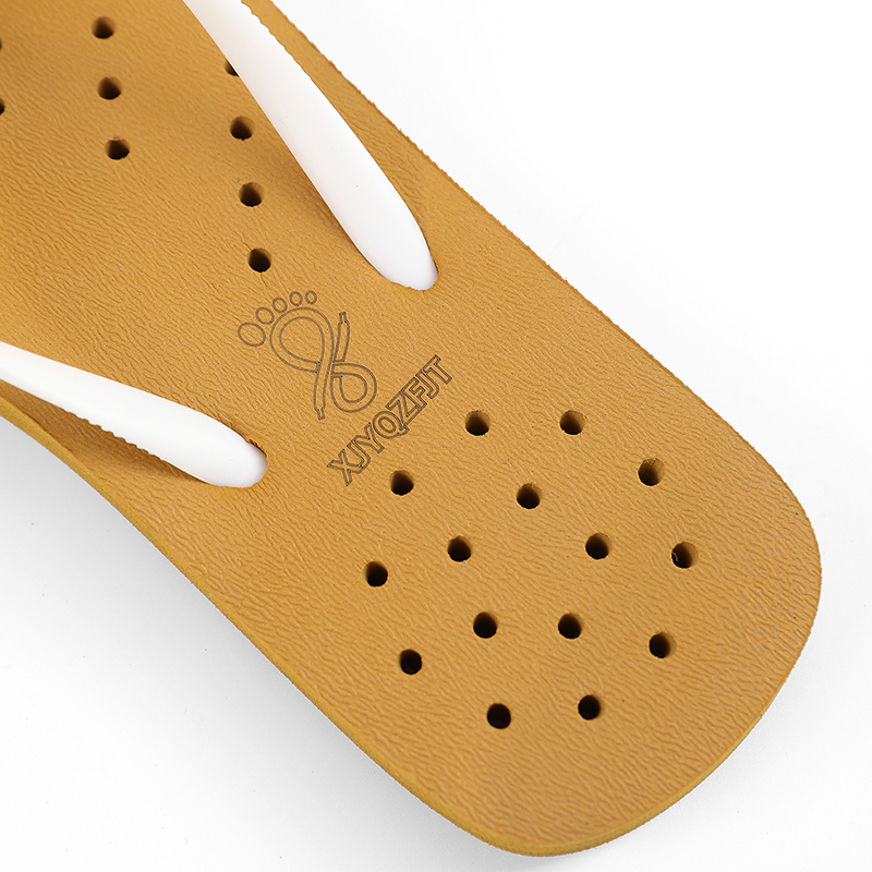 Breathable Perforated Women Flip Flops Lightweight Non Slip Summer Beach Thong Sandals Casual Outdoor Slippers detail
