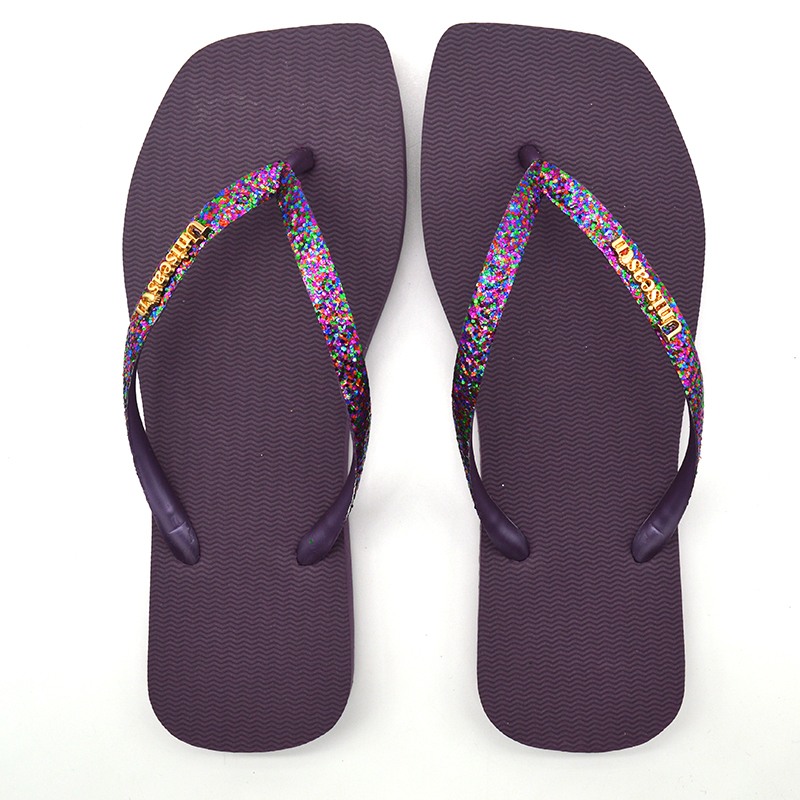 Hot Sales Summer Slippers Lightweight and Lighted Women's Rubber Flip Flops with Glitter Upper Square-Toed Beach Slippers detail