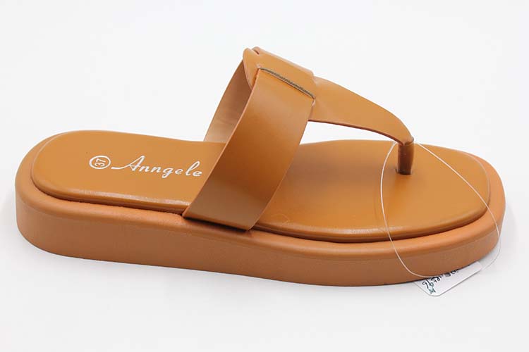 New High-quality Fashion Women's Wedge Beautiful slippers Designer slippers for Women and Ladies Shoes High Heels Soft Pvc detail