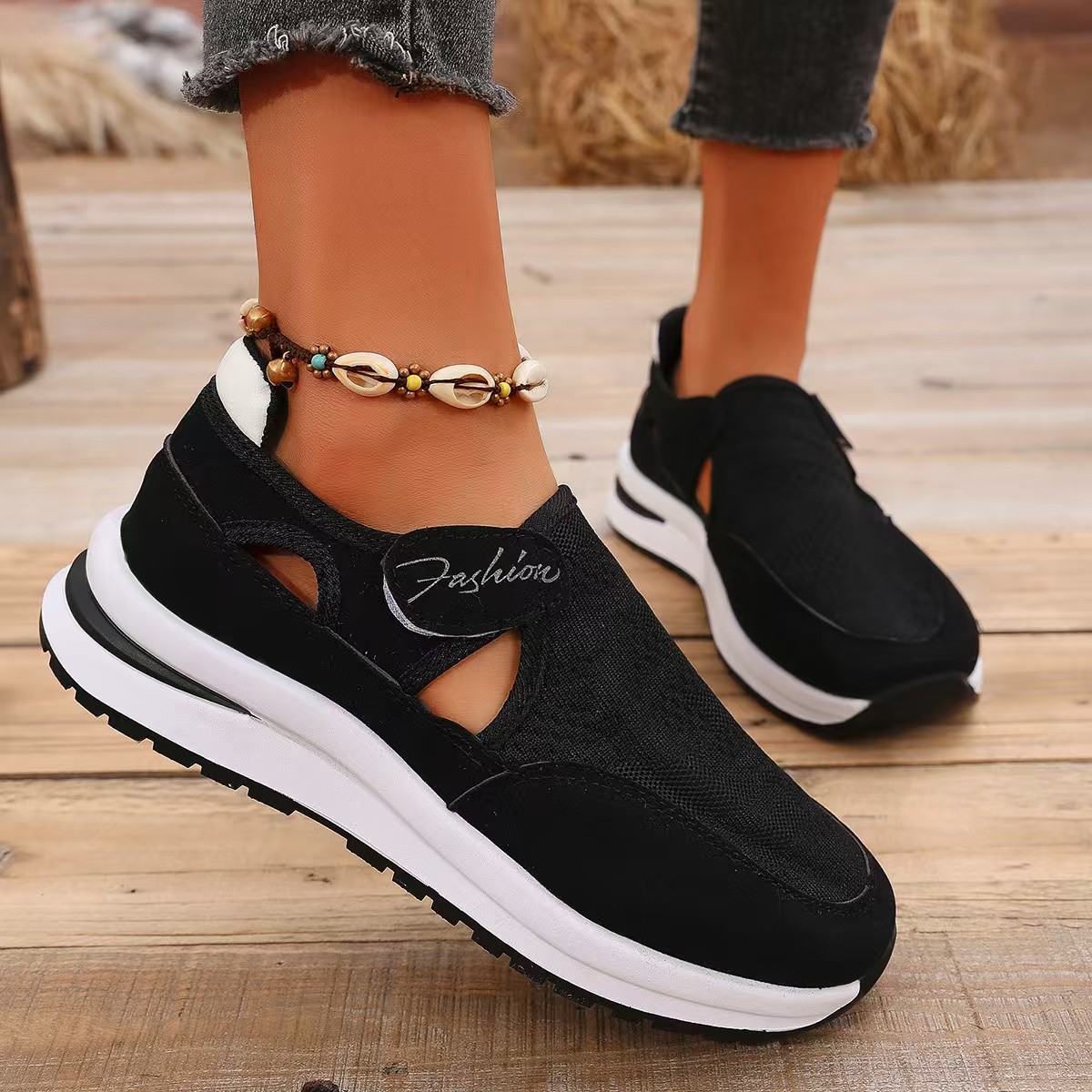 QF1 Casual Sporty Shoes Anti Slip Thick Sole Women's Comfortable and Breathable New Fashion Flying Weaved Wedge Mesh Shoes product view