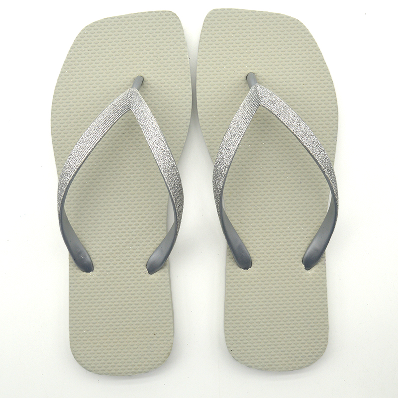 Hot Sales Square-Toed Women's Rubber Flip Flops with Glitter Upper Lightweight Anti-Slippery for Beach Summer/Autumn Use product view