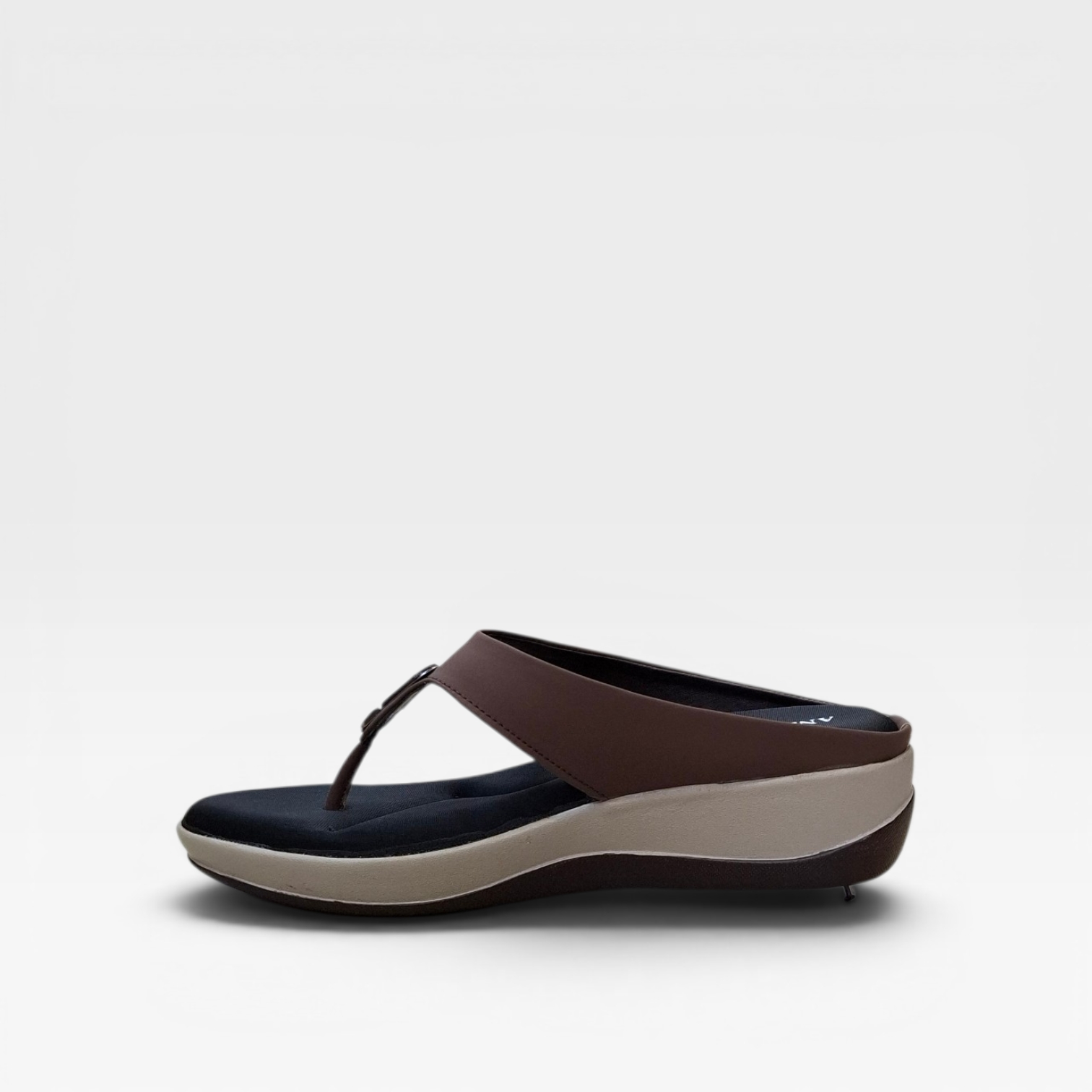 Women Stylish Comfortable Wedge Heel Slippers Fashion Flip Flop Buckle Strap Soft Cushion Anti Slip Lightweight Daily Wear product view
