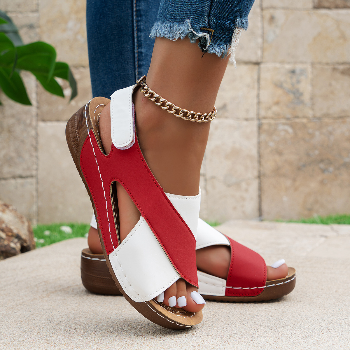 Breathable Women's Gladiator Wedge Peep Toe Sandals with Buckle Closure Cushioned PU Upper EVA Outsole All Seasons Casual Shoes detail
