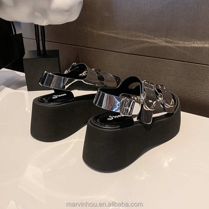 Dropshipping Custom Logo Silver Wedges Sandals Women Metal Buckle Summer Ladies Fashion Design Chunky Sandals detail