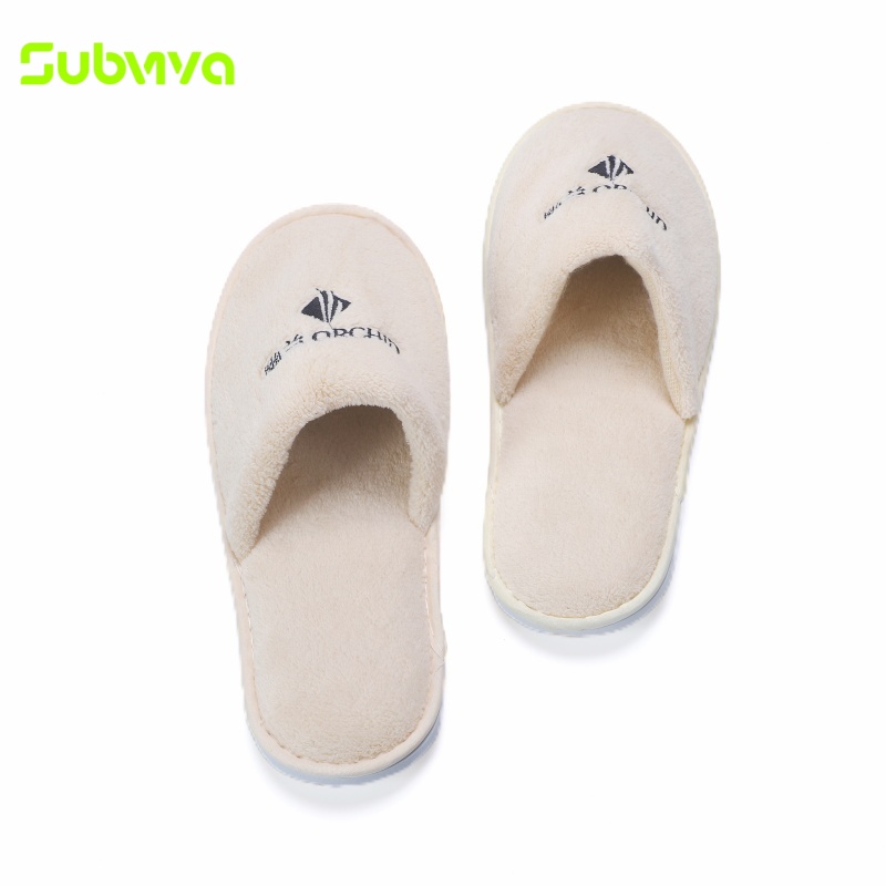 Custom Logo Soft EVA Sole Coral Fleece Hotel Spa Slippers Disposable Closed Toe Hotel Slippers for Guest Rooms product view