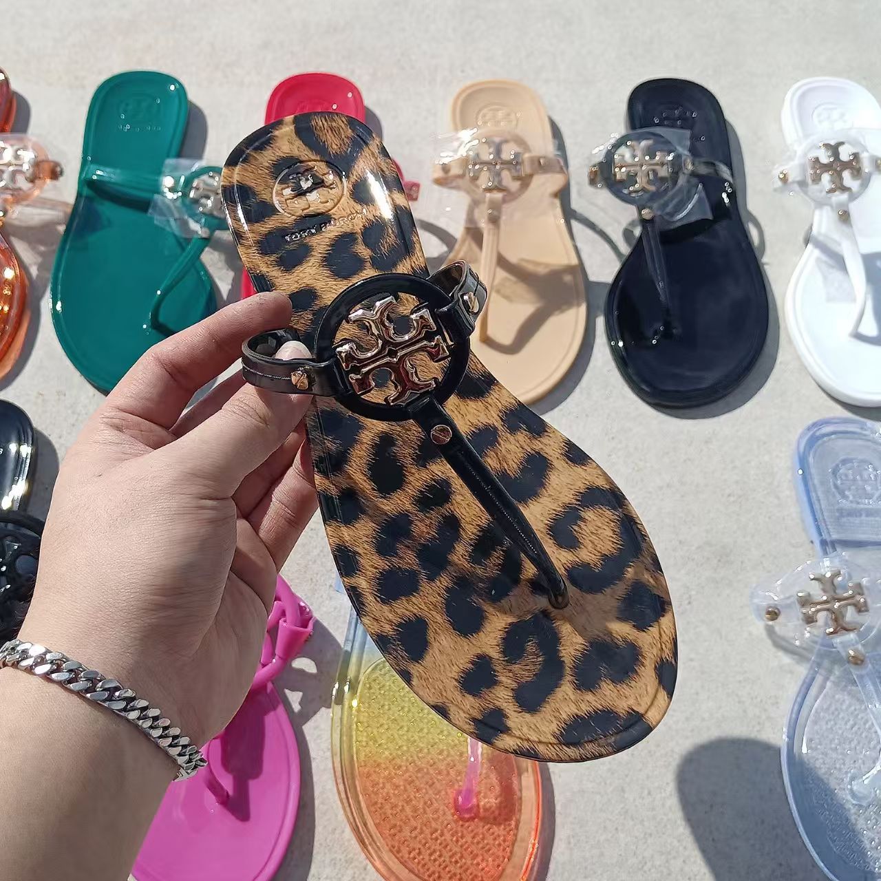 Summer Fashion Open Toe Anti-Slip Flip Flop Sandals for Women product view