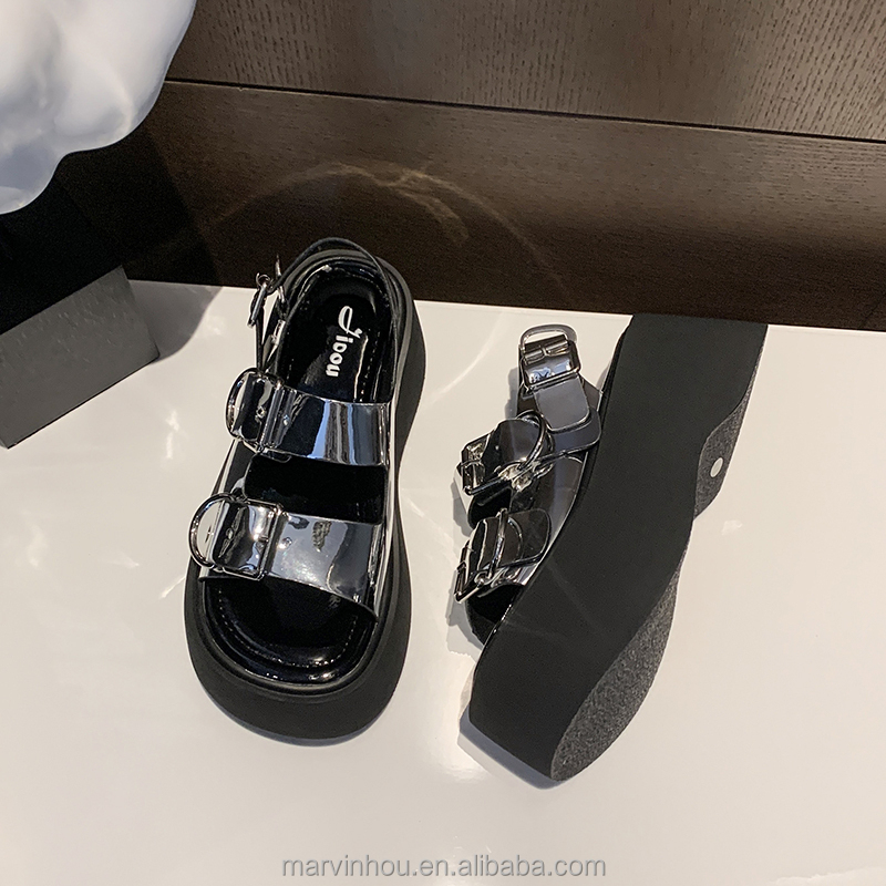 Dropshipping Custom Logo Silver Wedges Sandals Women Metal Buckle Summer Ladies Fashion Design Chunky Sandals detail