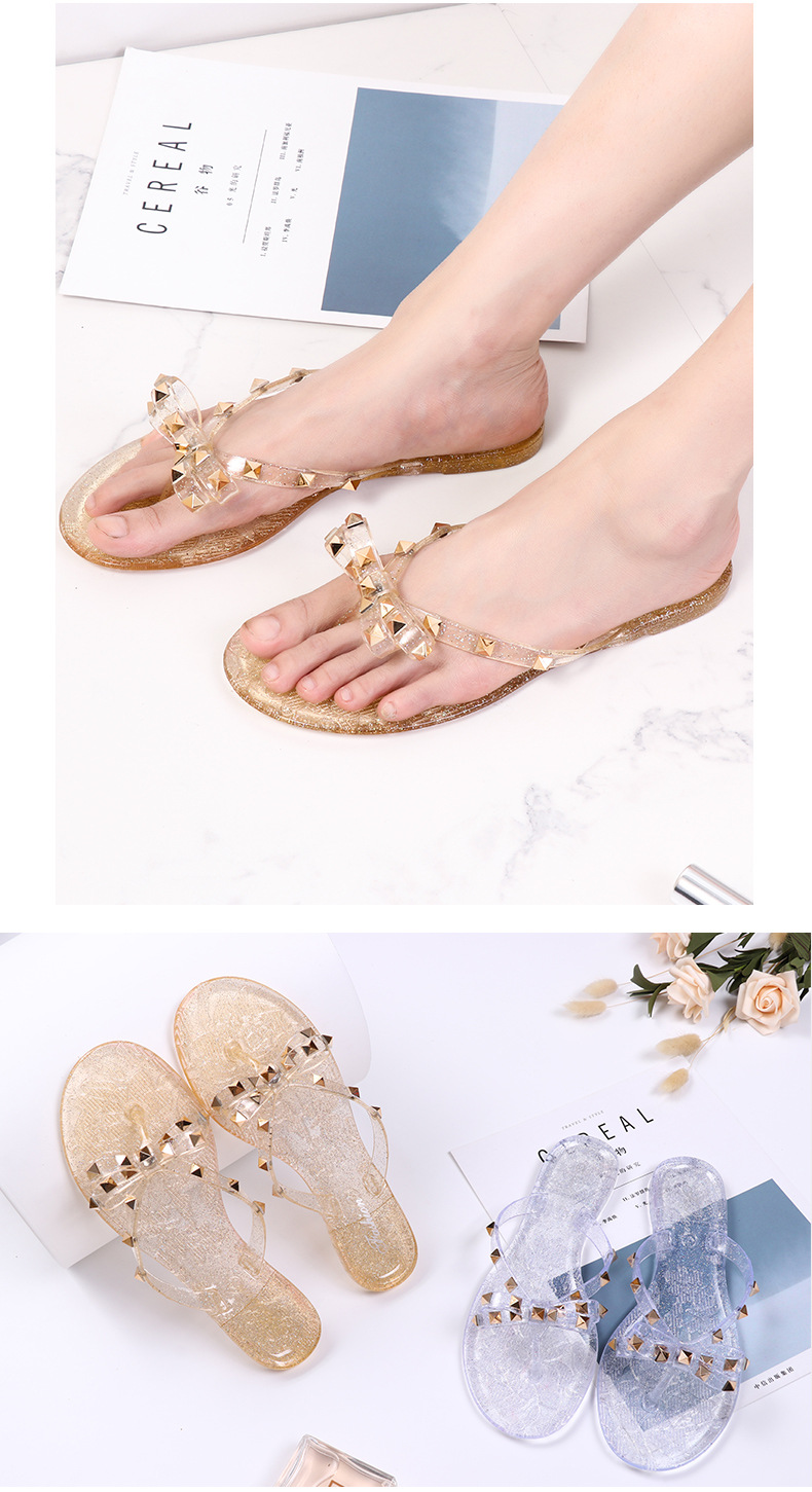 European New Style Platform Transparent Slip-On Fashion Trend Flip-Flops Round Toe for Summer Outdoor Use Jelly Sandals Women detail