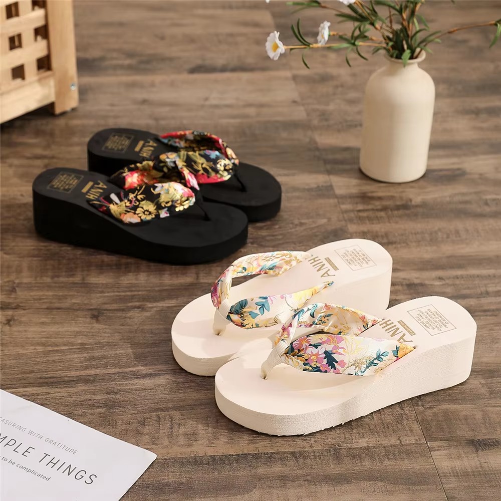 2026Summer Women Shoes Sandals Casual Beach Women's slippers Wholesale Flip-flops product view