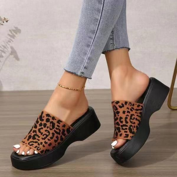 European American One-Line Wedge Thick-Soled Slippers Platform Design Large Size Direct Manufacturer Source for Cross-Border detail