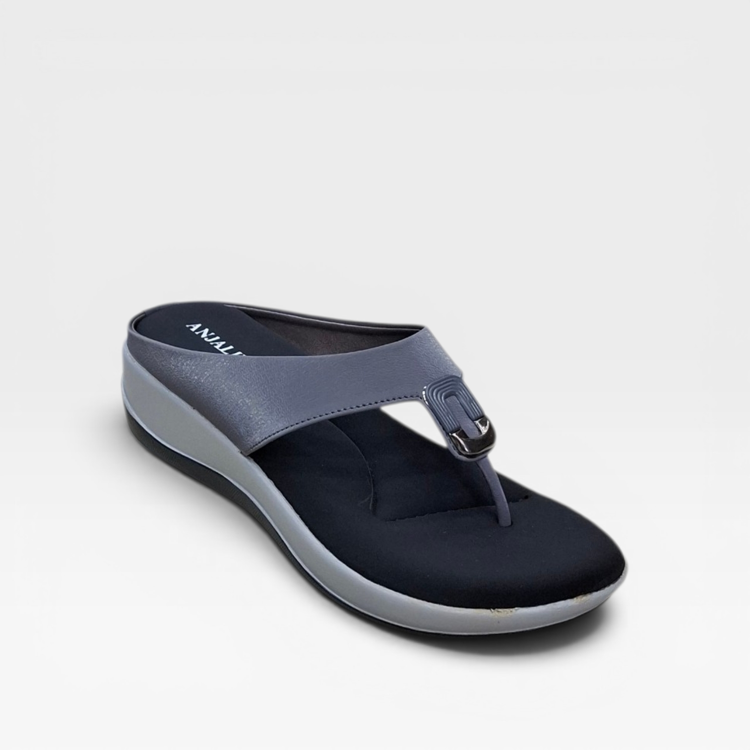 Women Fashion Stylish Comfortable Wedge Heel Slippers Flip Flop Buckle Strap Soft Cushion Anti Slip Lightweight Daily Wear detail