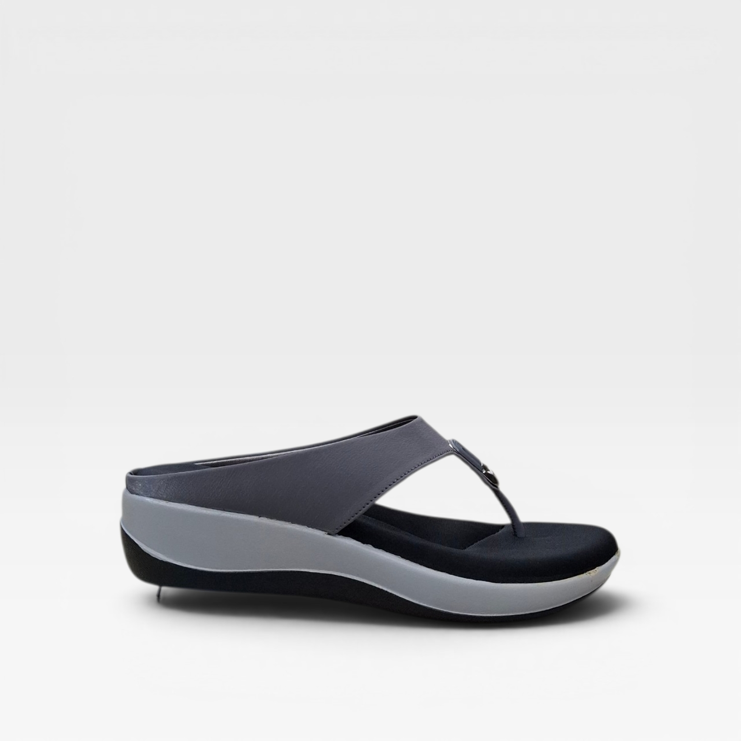 Women Fashion Stylish Comfortable Wedge Heel Slippers Flip Flop Buckle Strap Soft Cushion Anti Slip Lightweight Daily Wear product view