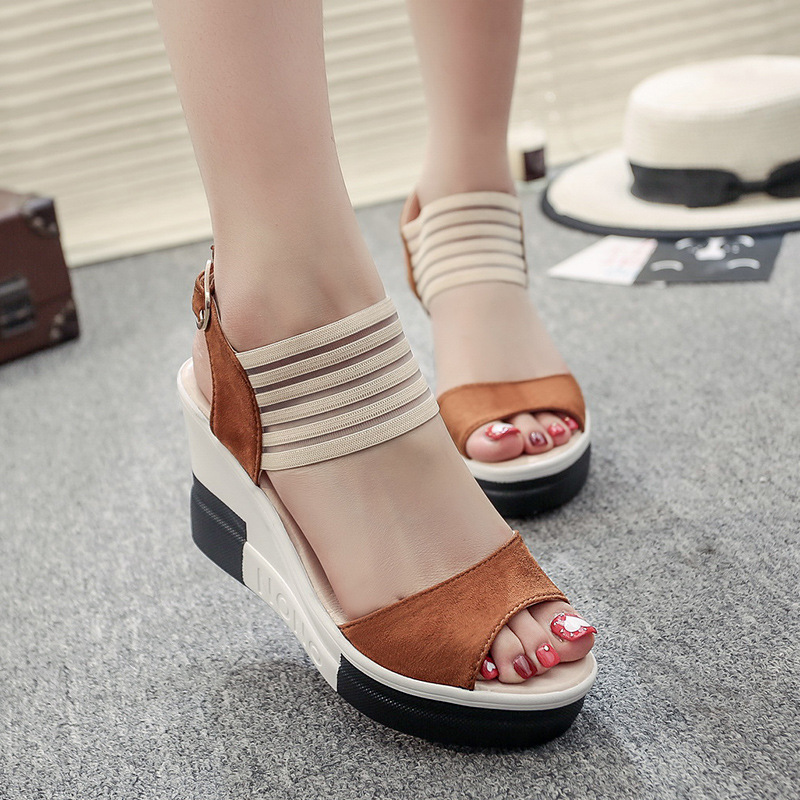 Heeled Sandals for Women Summer 2024 New Roman Fashion Shoes Waterproof Platform Buckle Woven Strap Women's Shoes Wedges Sandals product view