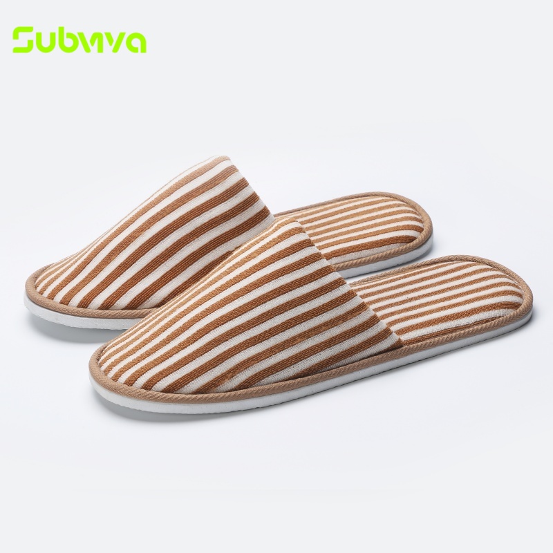 Custom Striped Towel Hotel Guest Slippers Closed Toe Lightweight EVA Sole Disposable Hotel Slippers for Resorts Spas detail