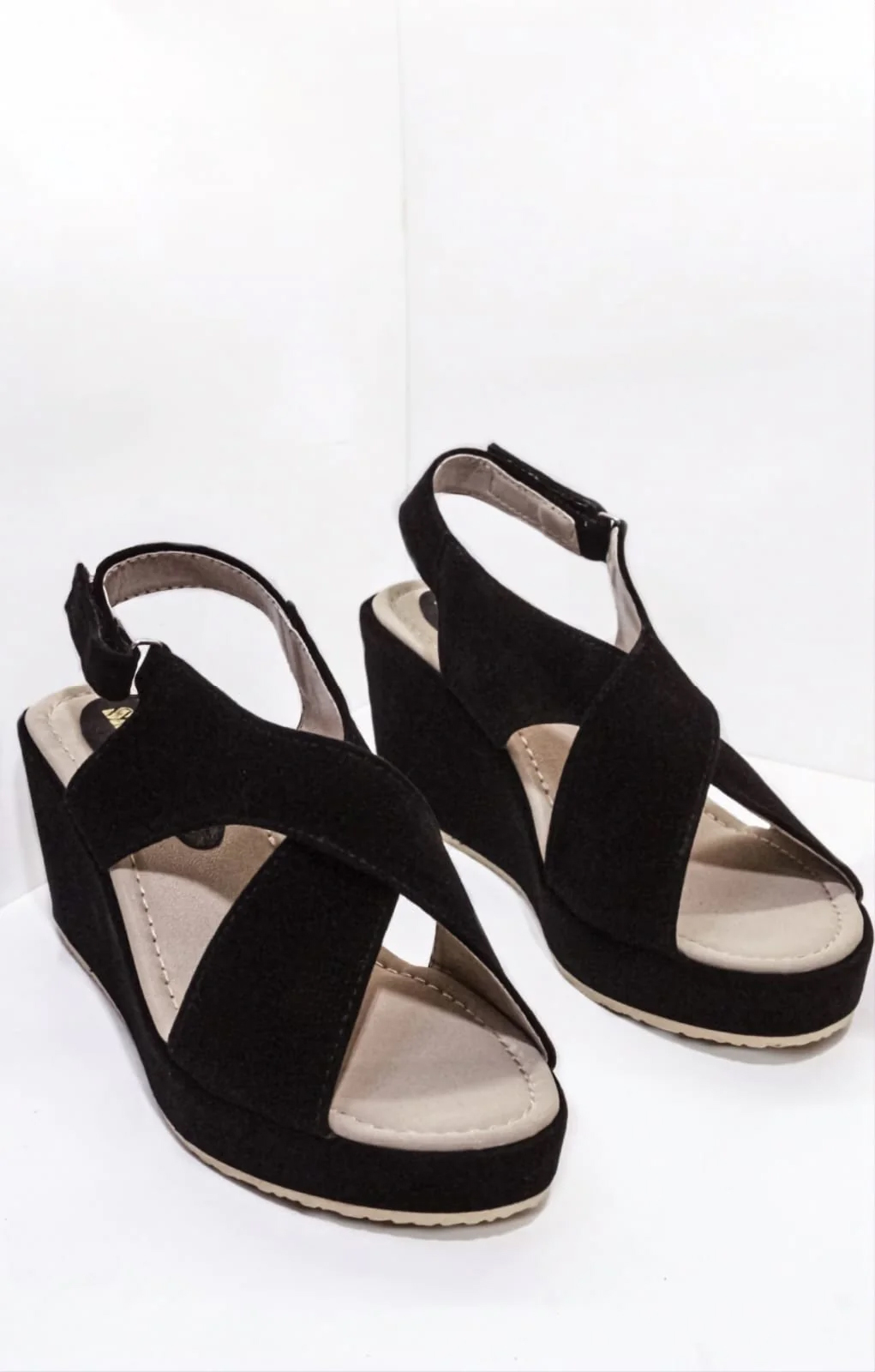 Top Quality Comfortable Casual Wedges: Stylish Footwear for All-Day Ease and Fashion for Every Occasion Women Footwear product view