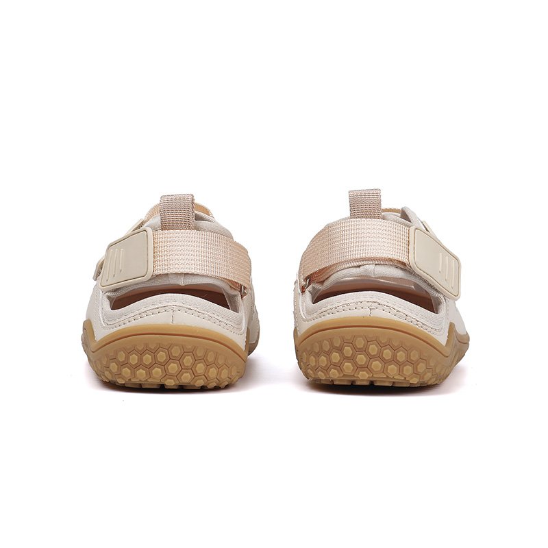 Custom Outdoor Flexible All-new All-terrain Minimalist Barefoot Hiking slippers Women Trail Sandals detail