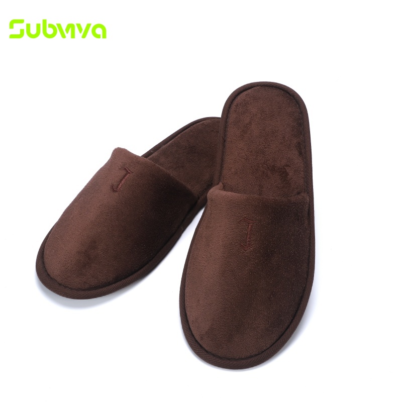 Custom Non Slip Dotted Sole Hotel Spa Guest Rooms Slippers Cotton Closed Toe Disposable Hotel Slippers for Resorts detail