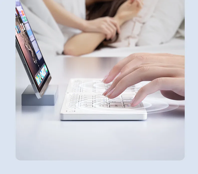 New Foldable Wireless Keyboard Slim Portable Bluetooth Keyboard Rechargeable Folding Keyboard for IOS Windows Android For Ipad detail