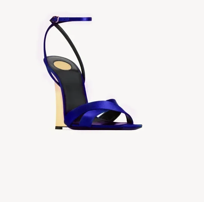 2025 Summer New Slope Heel Pointed High Heel Sandals Wedding Fashion Show Party Women's 34-44 Large Sandals detail