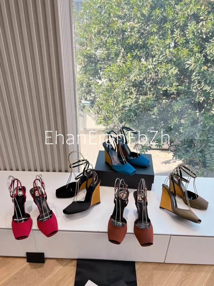 Summer New Slope High Heel Sandals Fish Mouth Thick Bottom High Heel Shoes Fashion Party Sexy Women's Large Sandals detail