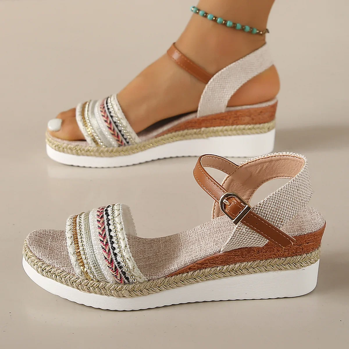 Summer New Large Size Slope Heel Thick Bottom Women Sandals Woven Strap Direct Sale from Factory Polyurethane Shoe Sole detail