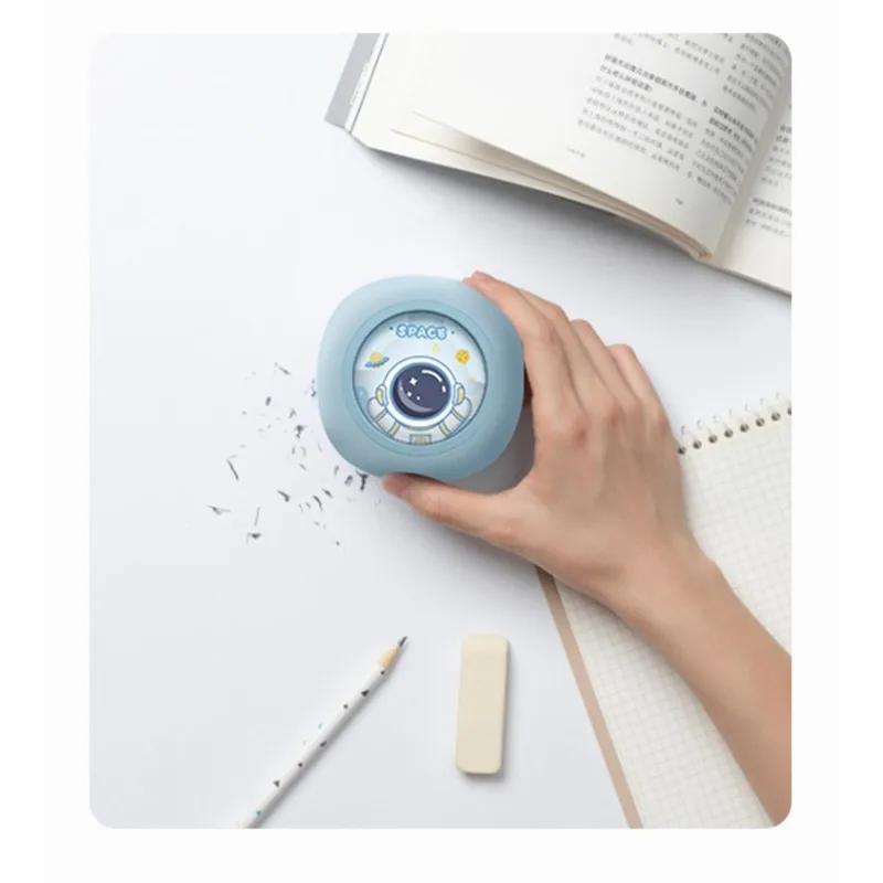 A53M-Ideal For Keyboards And Tight Spaces Mini Desktop Vacuum Cleaner Energy Efficient Design detail