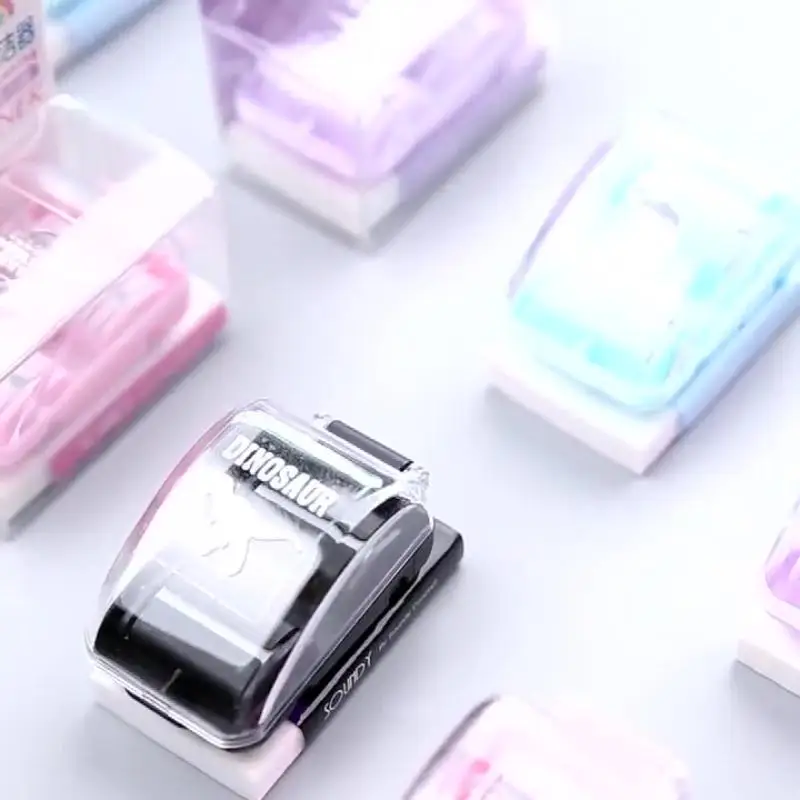 1Pc Cute Eraser Manual Desktop Sweeper Mini Eraser Crumb Collectors Portable Desktop Vacuum Cleaner Students Gif detail