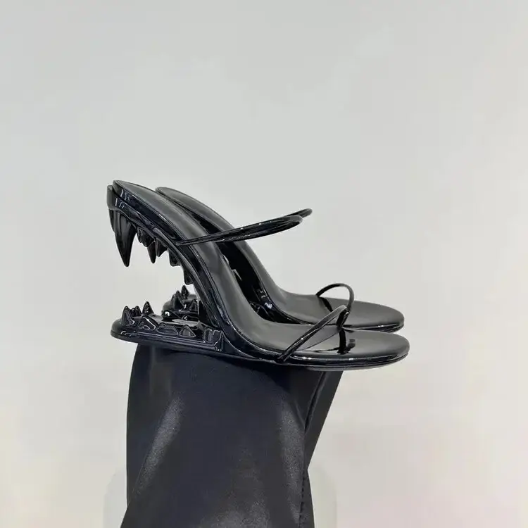 Fashion Show Teeth Shaped Heel High Heels With Exposed Toes Sloping Heels Round Toe Outside Modern Slippers Fashion Women Shoes product view