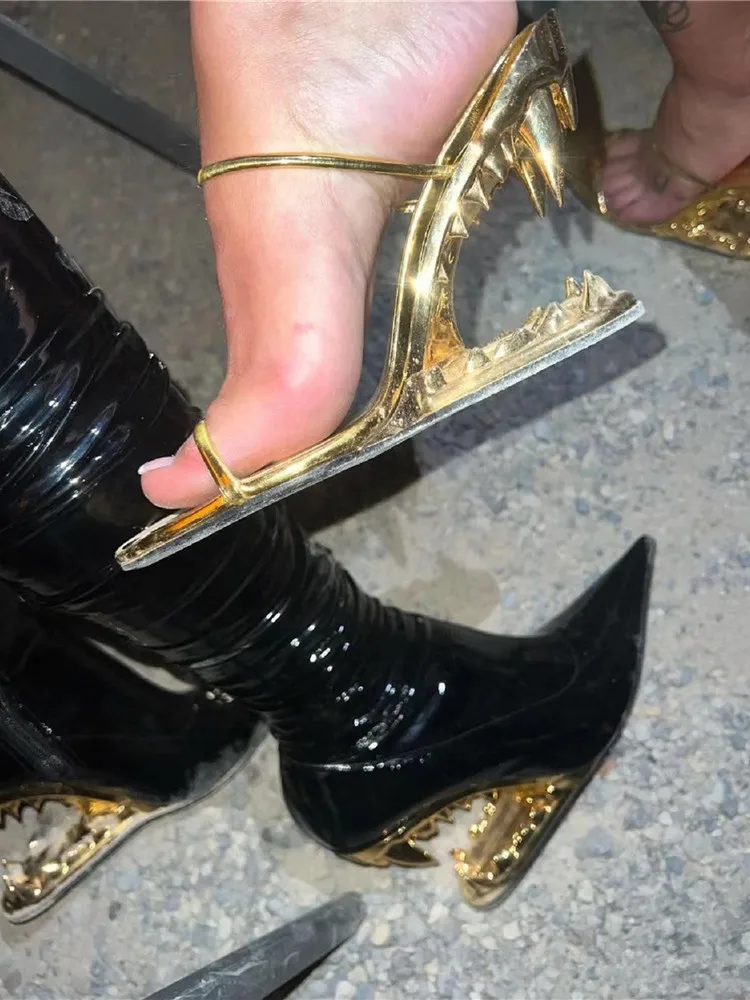 Fashion Show Teeth Shaped Heel High Heels With Exposed Toes Sloping Heels Round Toe Outside Modern Slippers Fashion Women Shoes detail