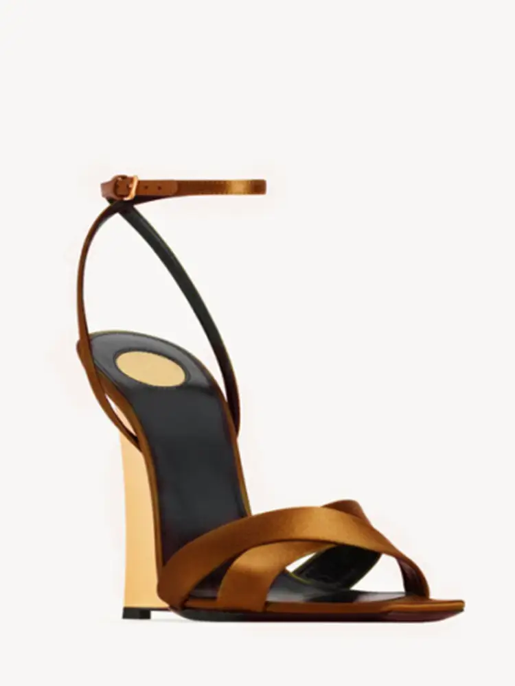 2025 Summer New Slope Heel Pointed High Heel Sandals Wedding Fashion Show Party Women's 34-44 Large Sandals product view
