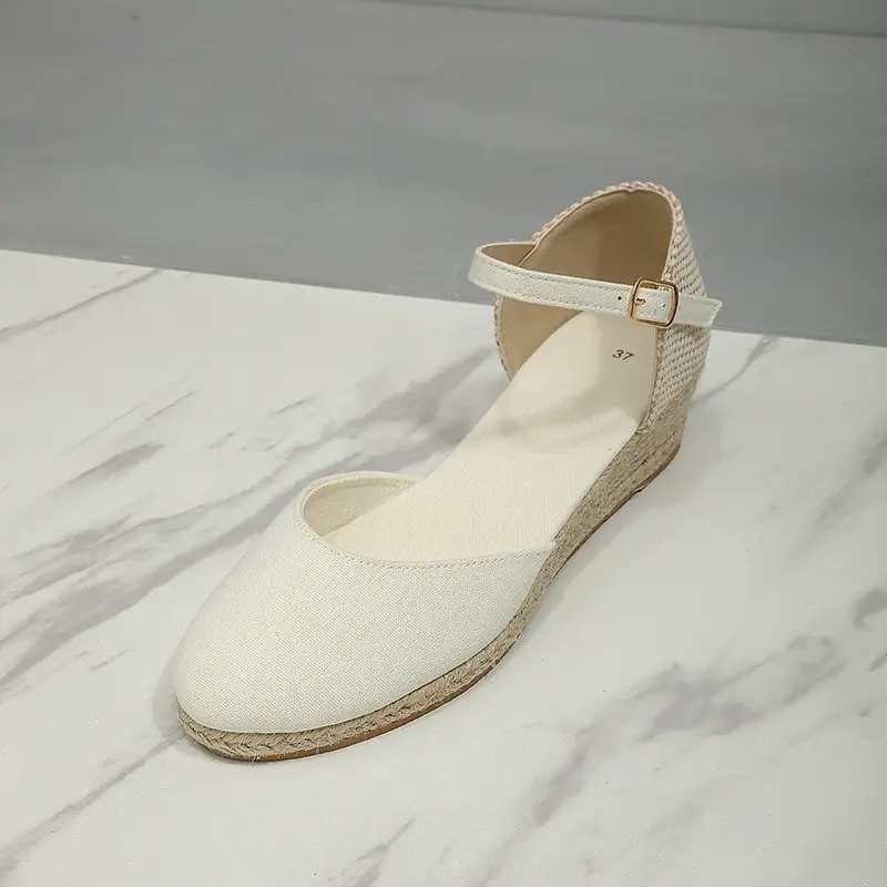 Baotou Sandals for Women's 2026 Summer Grass Woven Hemp Rope Slope Heel Shoes Women Round Toe Thick Sole Buckle Womens Sandals product view
