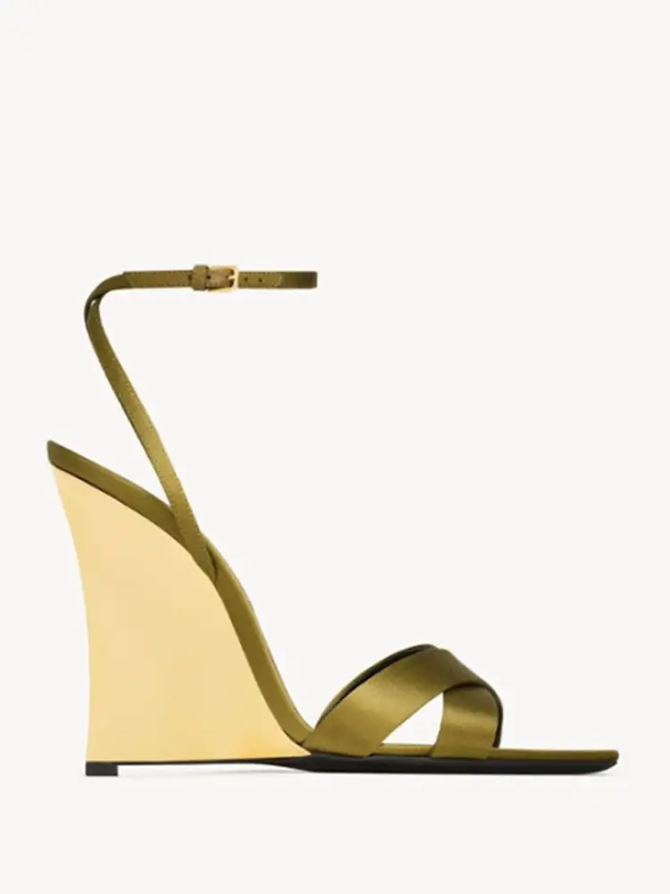 2025 Summer New Slope Heel Pointed High Heel Sandals Wedding Fashion Show Party Women's 34-44 Large Sandals product view